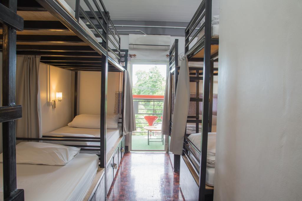 Cassette Hostel Chiang Mai Buitenkant foto