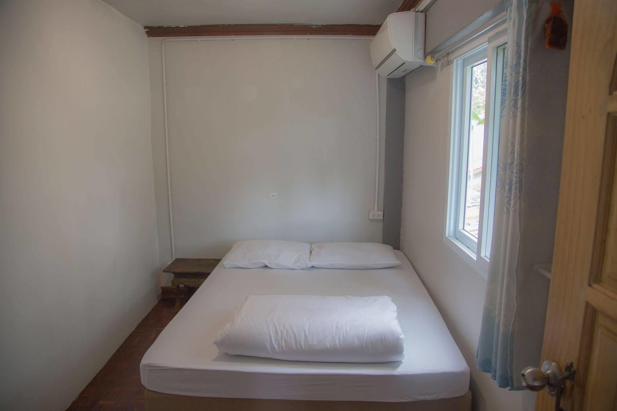 Cassette Hostel Chiang Mai Buitenkant foto